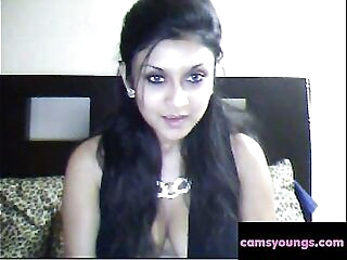 Sexy Desi or Arabic Girl Fapping on Cam, Pornography 3a: